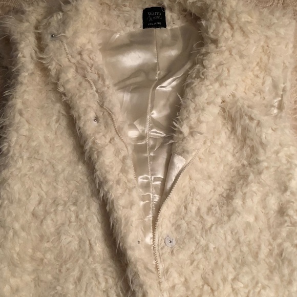 Faux Fur Vest - Picture 4 of 5